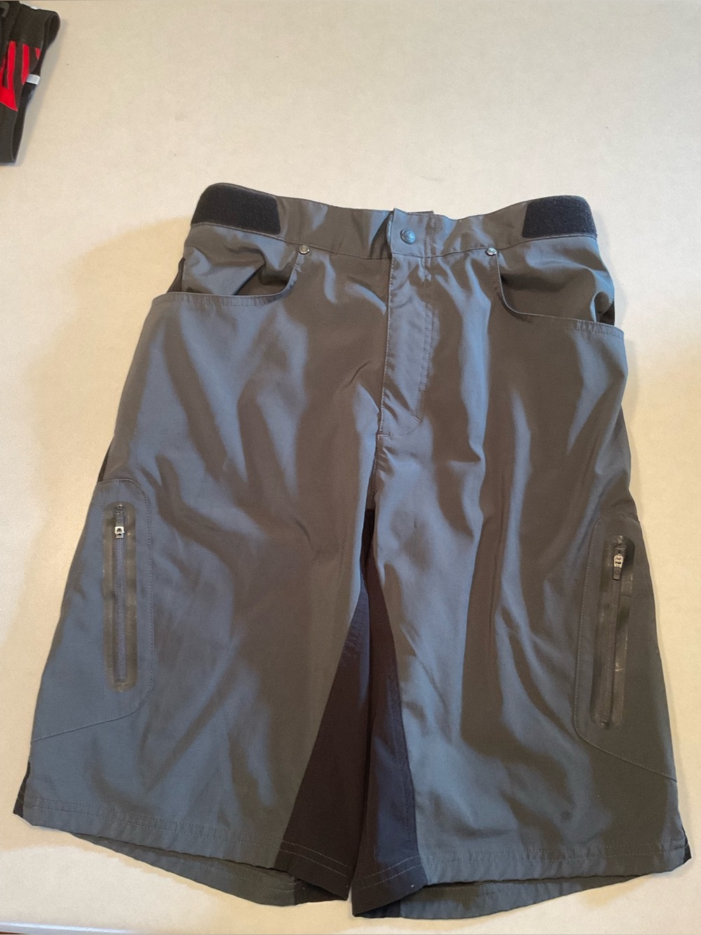 ZOIC Ether 12" Men’s Mountain Biking Shorts - Picture 2 of 15